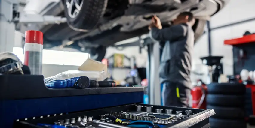 How Auto Repair Shops Use Working Capital to Manage Parts and Payroll