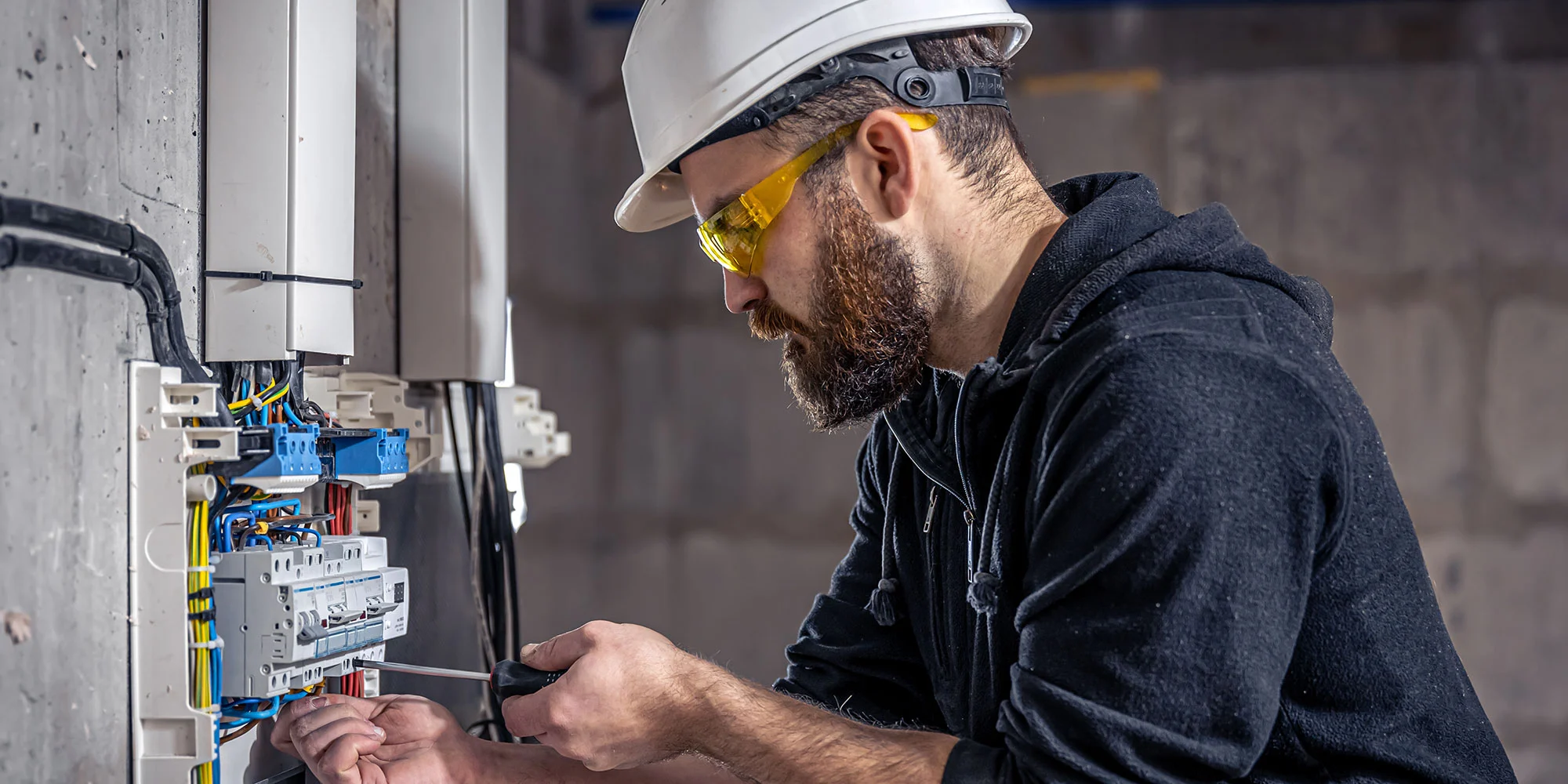 Fast Business Loans Online for Electrical Contractors
